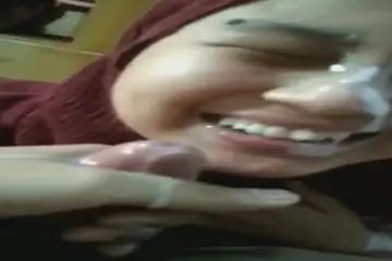 Croot di Muka Pacar Jilbab Coklat poster